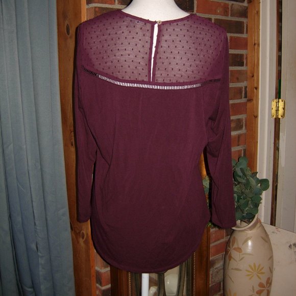 Daniel Rainn Salina Crochet Detail Knit Top Keyhole Swiss Dot Yoke L - Picture 3 of 3